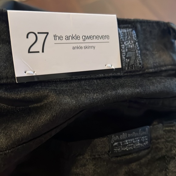 NWT 7 FOR ALL MANKIND VELVET-LIKE JEANS - Picture 7 of 13